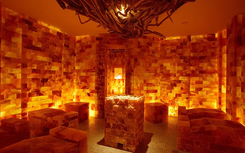 Xông hơi đá muối là gì? Tác dụng của việc xông hơi đá muối dưới cái nhìn của chuyên gia